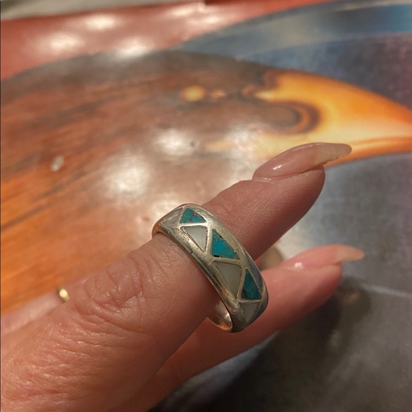 VINTAGE NAVAJO TURQUOISE MOTHER OF PEARL STERLING SILVER INLAY RINGSz 11 8g